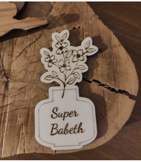 Magnet bois, fleurs dans leur pot. personnalisation prénom, mot, idée cadeau maman, mamie, tata, tatie